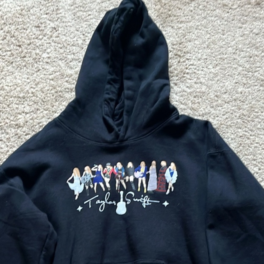 TAYLOR SWIFT girls sweatshirt